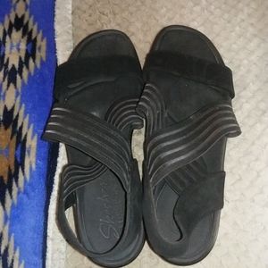 Sketchers luxe foam sandals